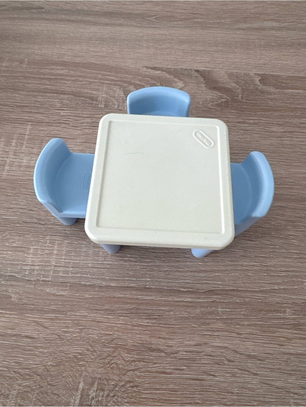 Vintage Little Tikes Dollhouse Blue and Cream Kids Table Set w/ Three Chairs 90’